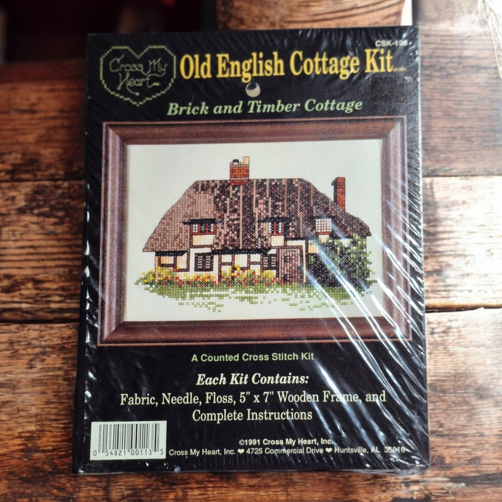 Old English Cottage Cross Stitch Kit 5x7" CSK-193
